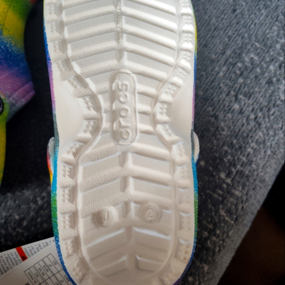 CROCS White Sandals with Comfortable Design